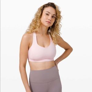 Lululemon Free to Be Serene Bra